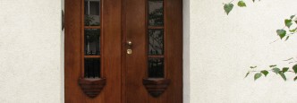 Renowacja drzwi drewnianych